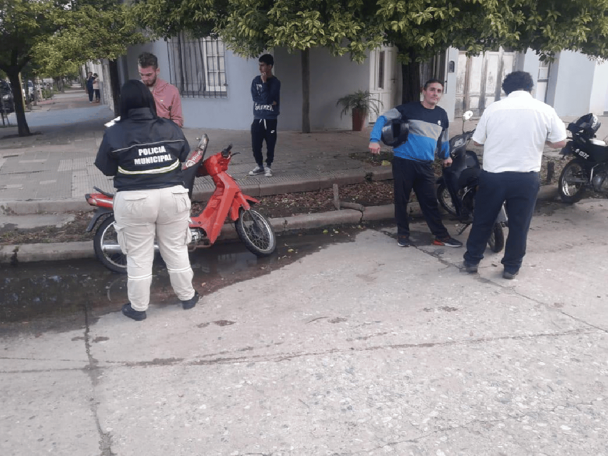 Retuvieron 35 motos en un control en barrio Roca