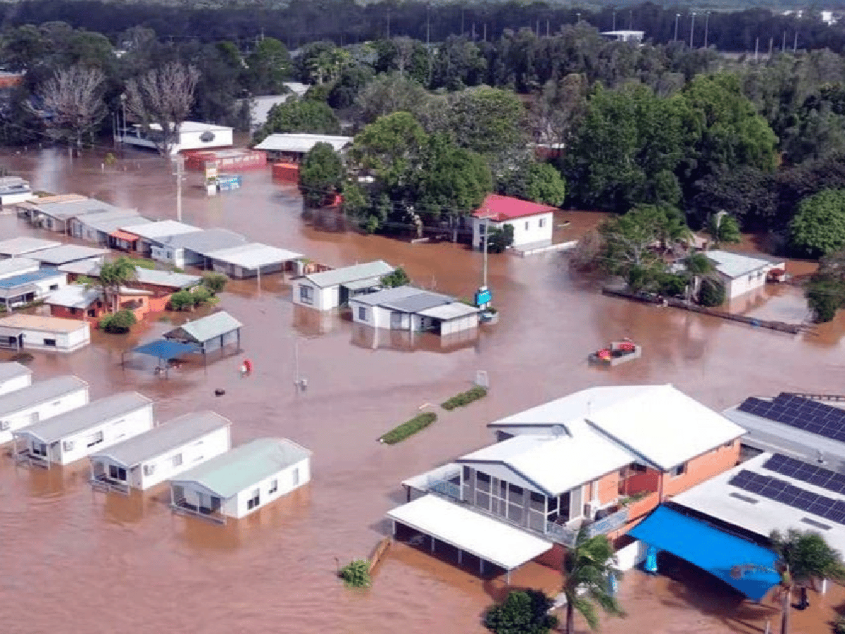 Australia sufre las peores inundaciones en décadas: miles de evacuados y daños en cientos de casas