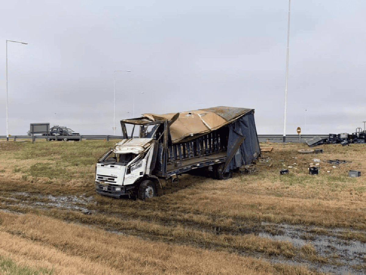 Dos camiones chocaron en cercanías de Zenón Pereyra