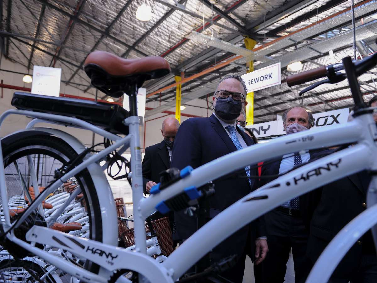 Lanzan plan de promoción de bicicletas eléctricas que busca producir 50 mil unidades por año