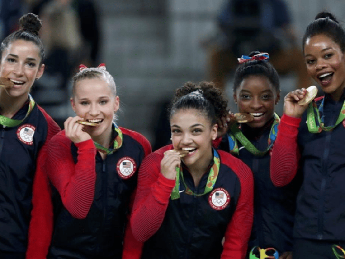Estados Unidos retiene el oro en gimnasia artística