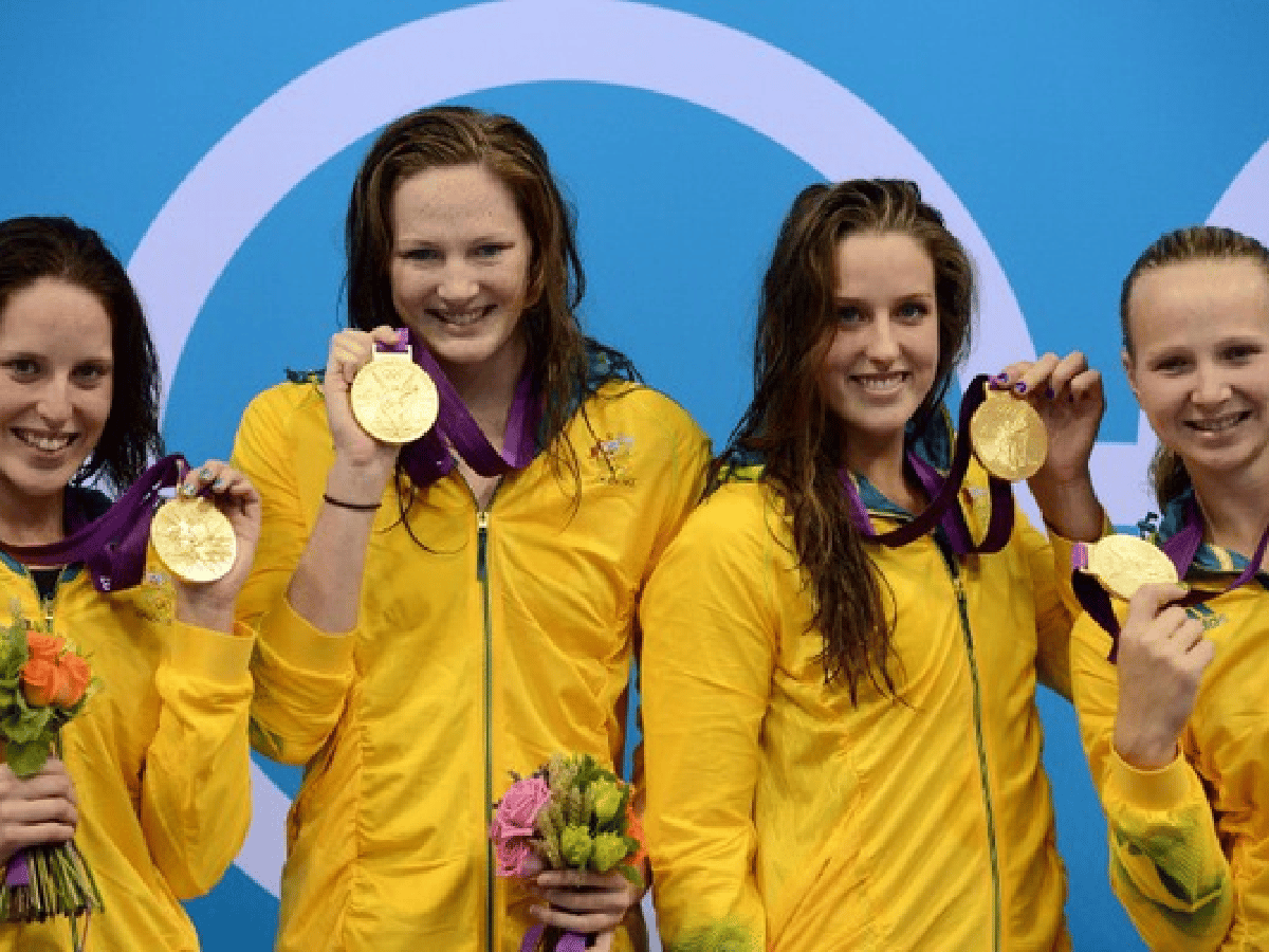 Australia conserva el oro en relevo 4x100 metros con récord 