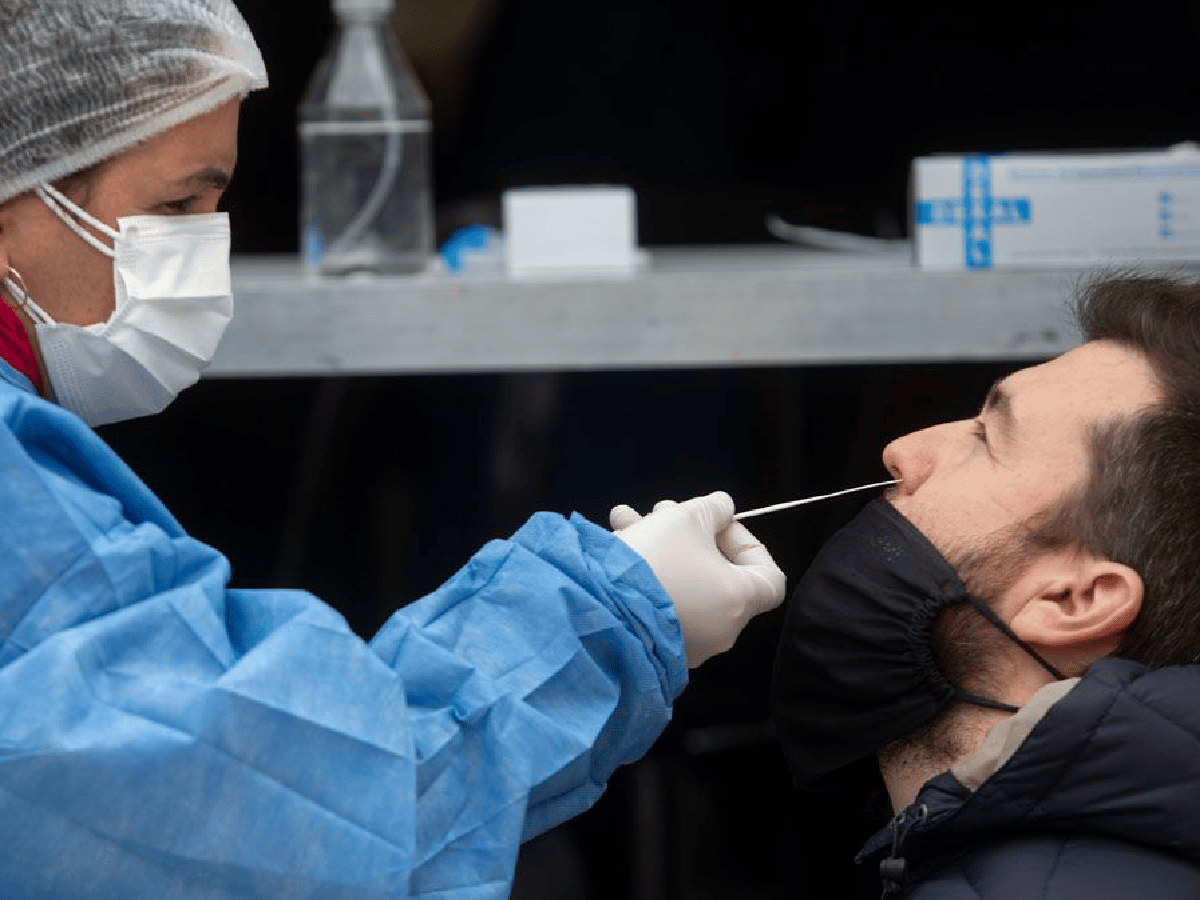 Argentina registró 6.083 nuevos casos de coronavirus y 51 muertes
