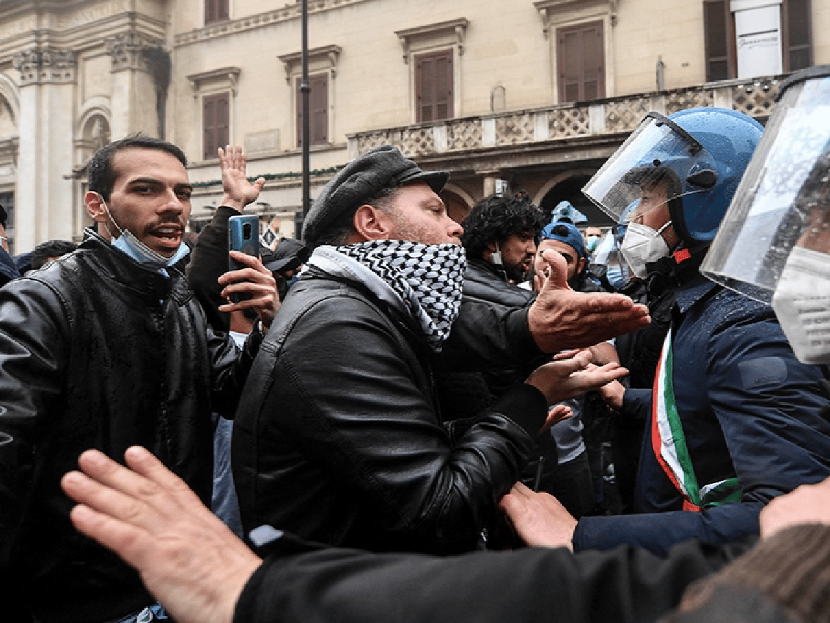 El Gobierno italiano promete "tolerancia cero" contra la ultraderecha antivacunas