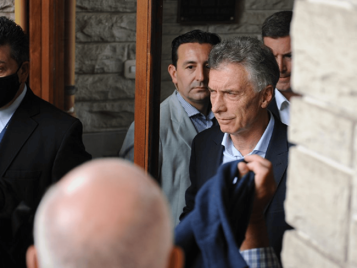 Levantaron la prohibición de salida del país de Macri