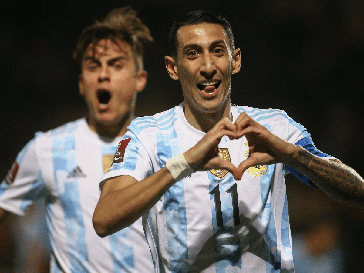 Un golazo de Di María hizo festejar a la Argentina