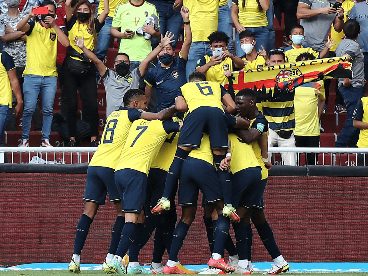 Ecuador ganó y dio un paso clave