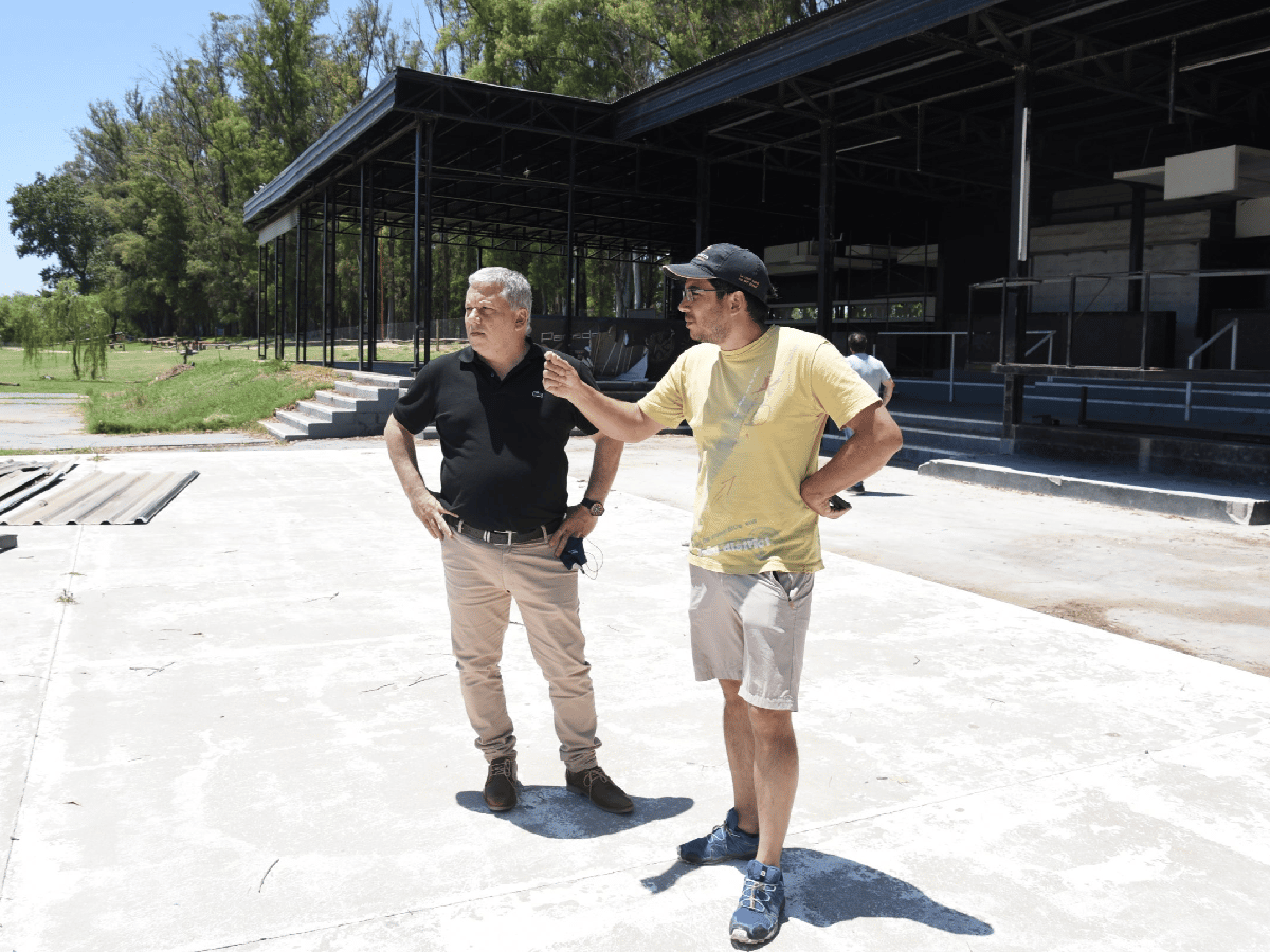 Obras en balneario de Arroyito: todo  el espacio será de libre circulación 
