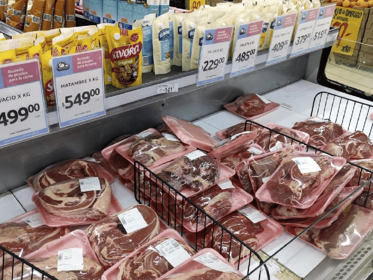 Empiezan a regir los precios de cortes de carne acordados por el Gobierno para las Fiestas