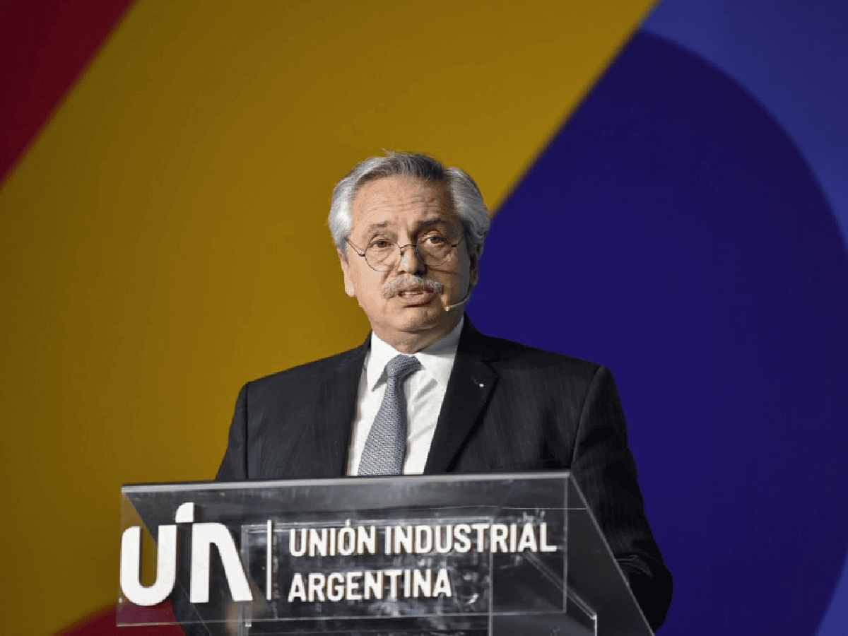Fernández pidió al FMI una “evaluación” del préstamo a Macri