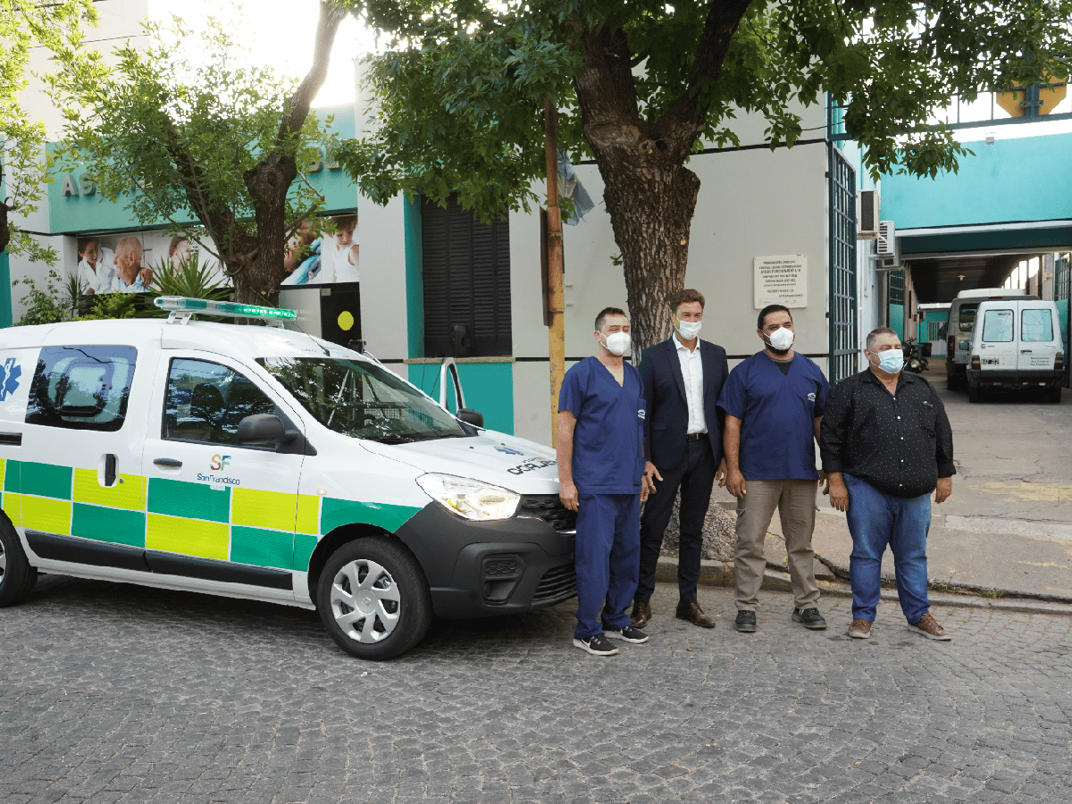 El municipio entregó  una ambulancia a la  Asistencia Pública
