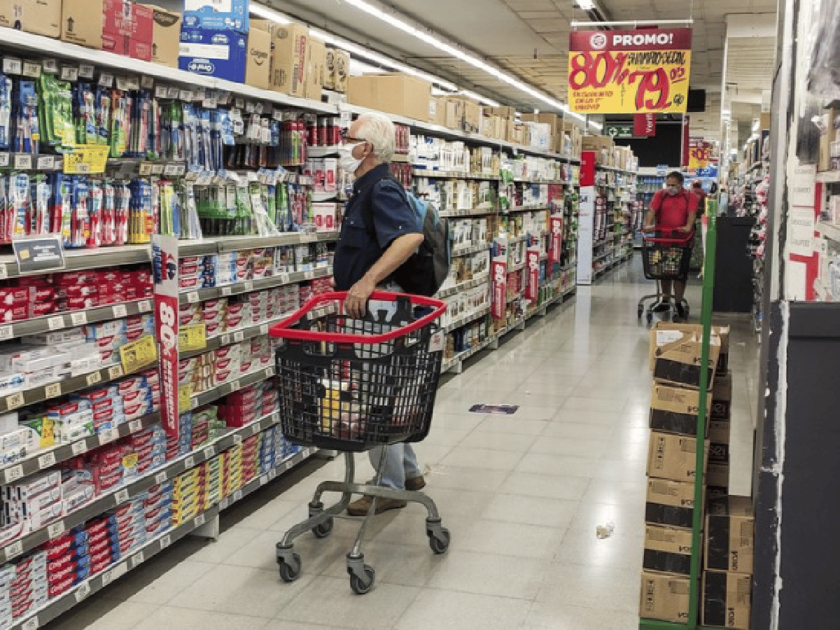 Continúa la recuperación del consumo en los supermercados y shoppings