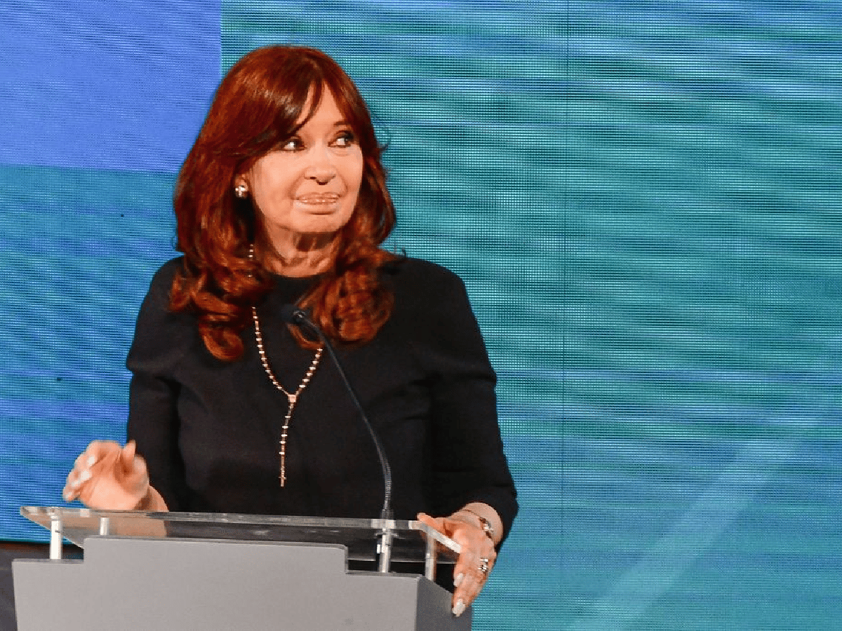 Sobreseyeron a Cristina Fernández por supuesta "cartelización" de obras públicas