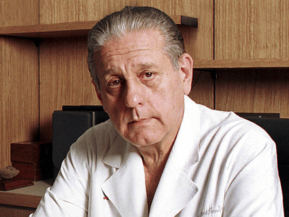 A 55 años del primer bypass: René Favaloro cambió la historia de la medicina coronaria