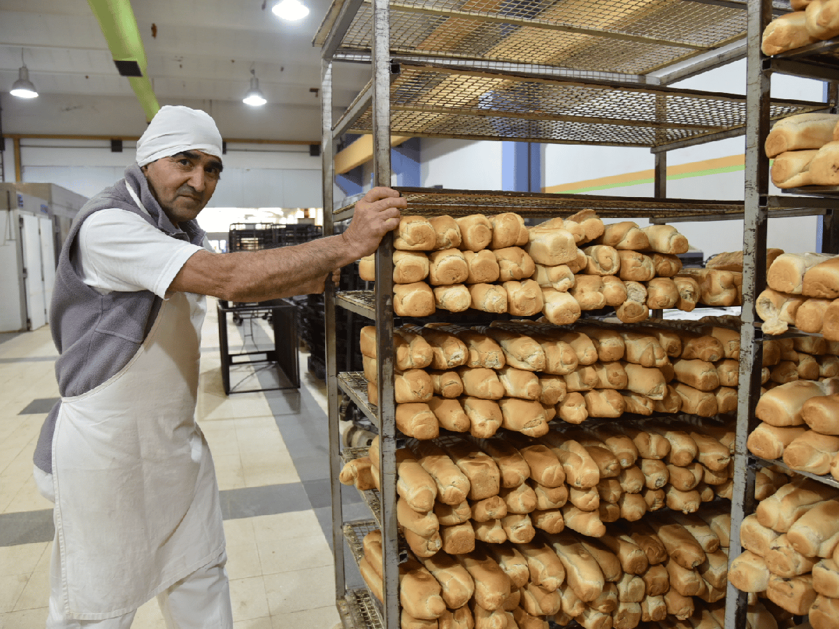 “Cachito” Godoy, el panadero que se jubiló  tras 50 años de oficio