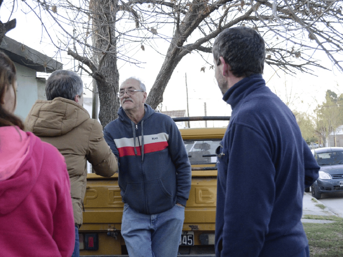Cloacas en el sector sur: Bernarte dio detalles de la obra a los vecinos