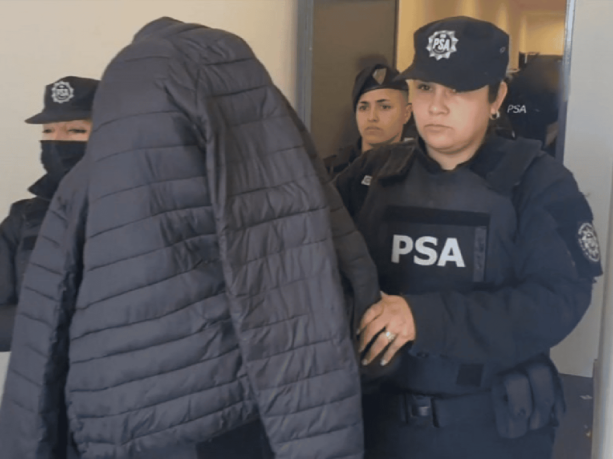 Trasladaron a cárceles de máxima seguridad a los cuatro detenidos por el ataque a Cristina Kirchner