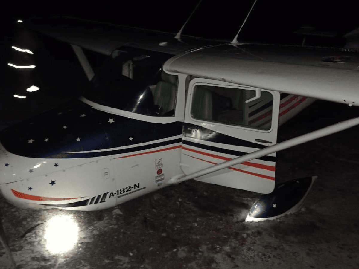 Un avión con seis personas aterrizó de emergencia cerca de Mar Chiquita
