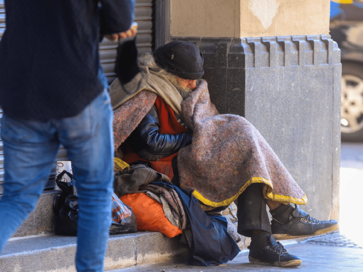Según el INDEC, casi 4 de cada 10 personas en la Argentina son pobres