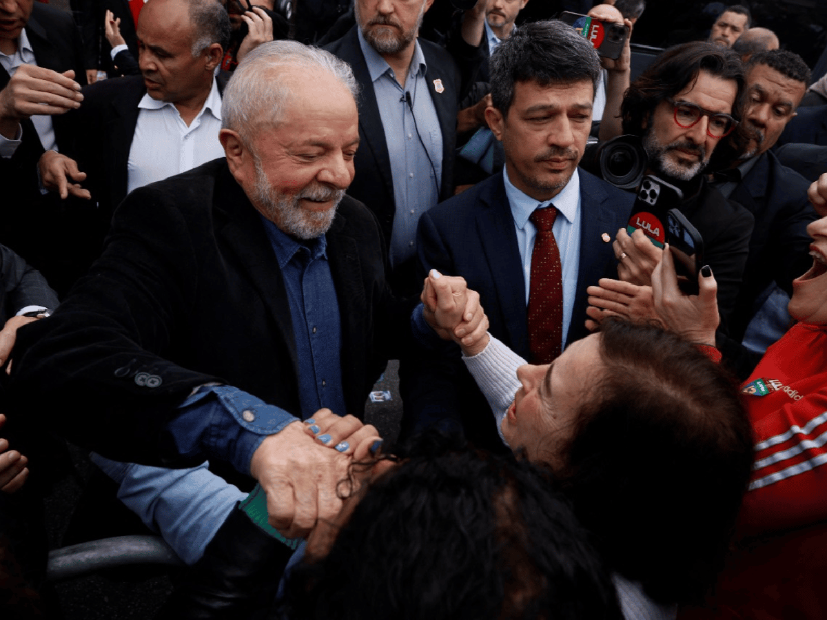 Lula ganó por más de 4 puntos e irá a segunda vuelta con Bolsonaro