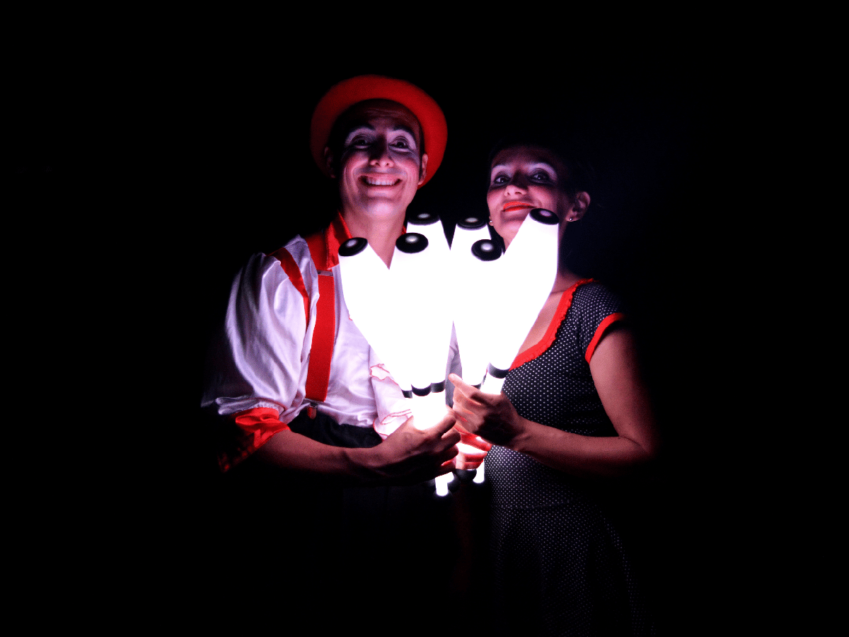 Gonzalo y Luciana, alma de circo… callejero 