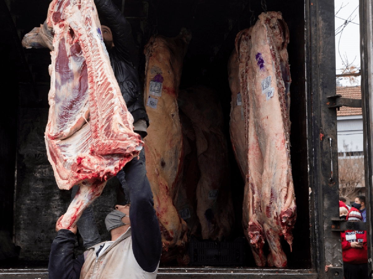 Por pedido de las provincias, se prorrogó el comienzo del troceo de carne por 75 días