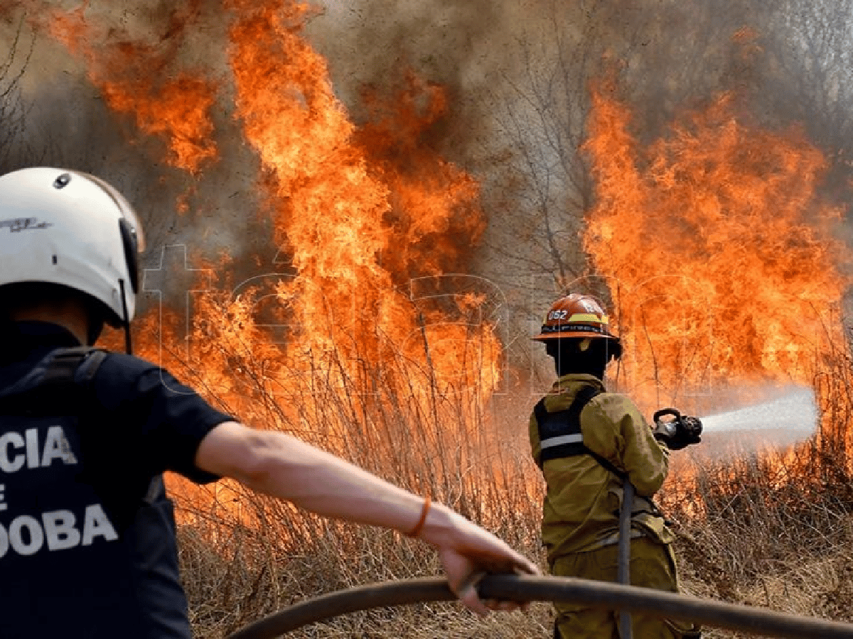 Declaran una “alerta ambiental” por incendios en Córdoba