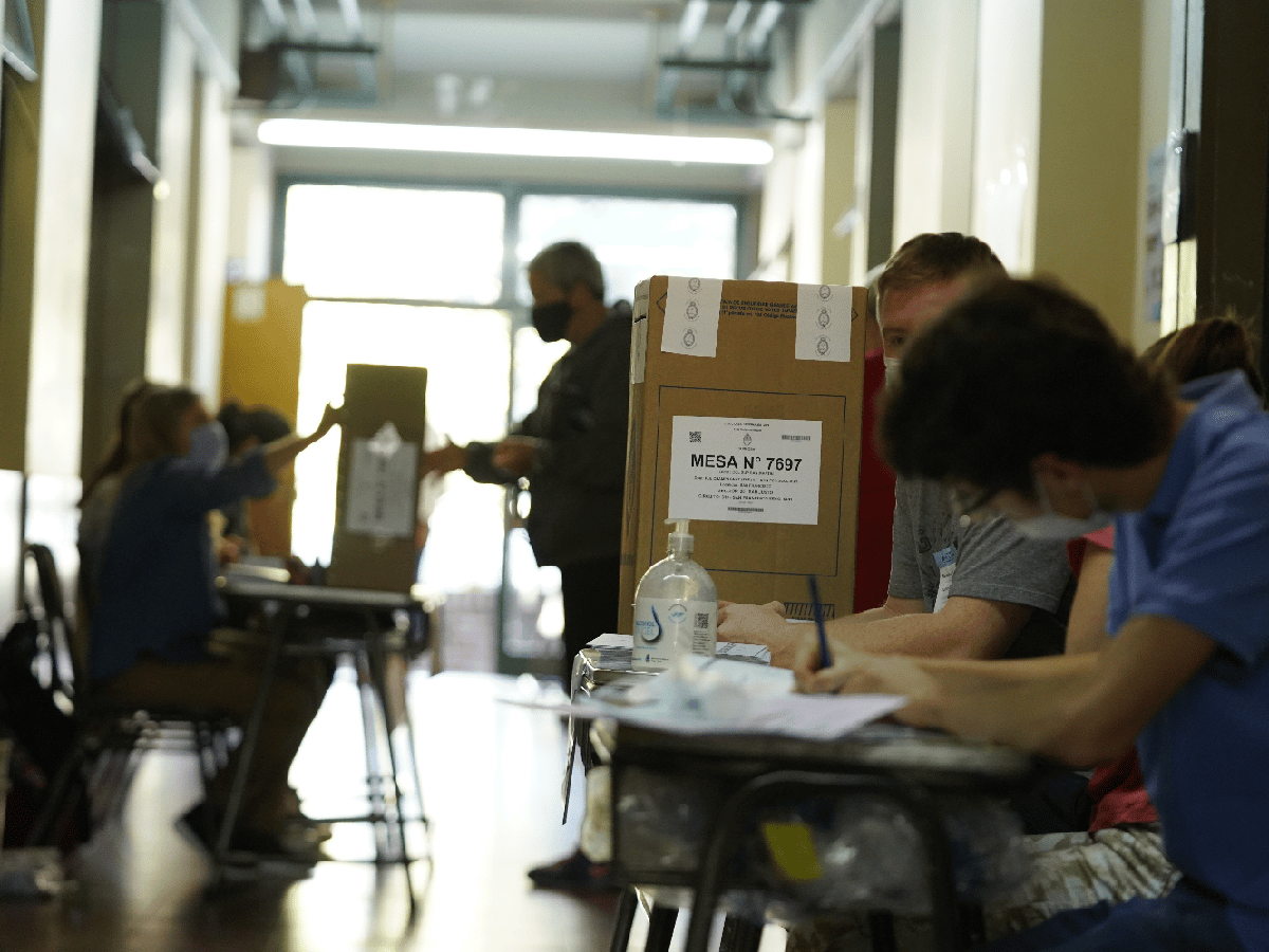 Elecciones en Córdoba: cómo inscribirse para ser autoridad de mesa y cuánto se cobra