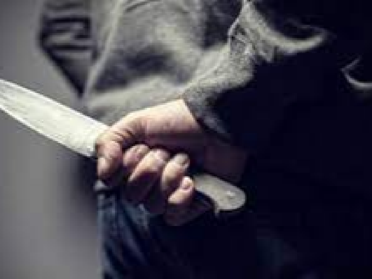 Tucumán: feroz pelea entre padres en la puerta de una escuela
