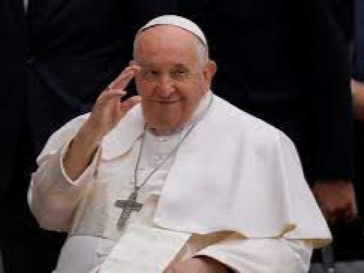 El Papa se encuentra bien y los primeros análisis postoperatorios son positivos