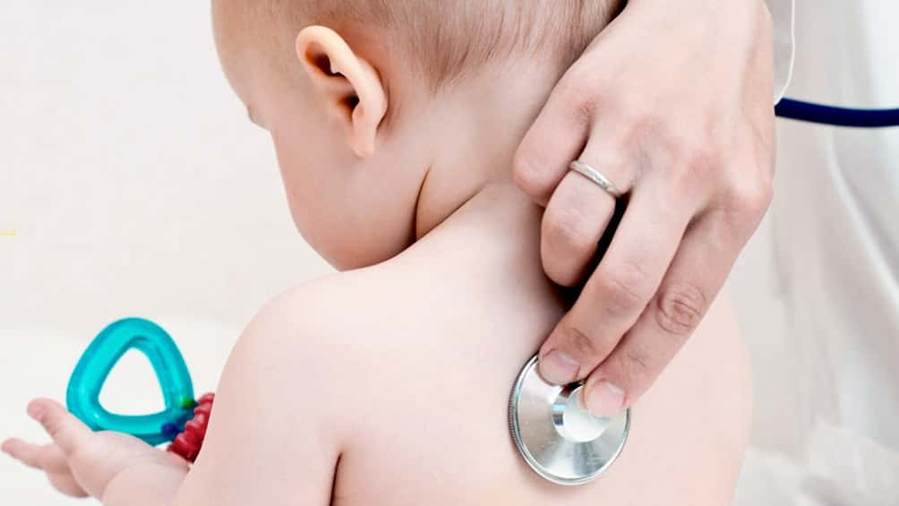 Aprobaron vacuna para embarazadas que previene la bronquiolitis en sus bebés
