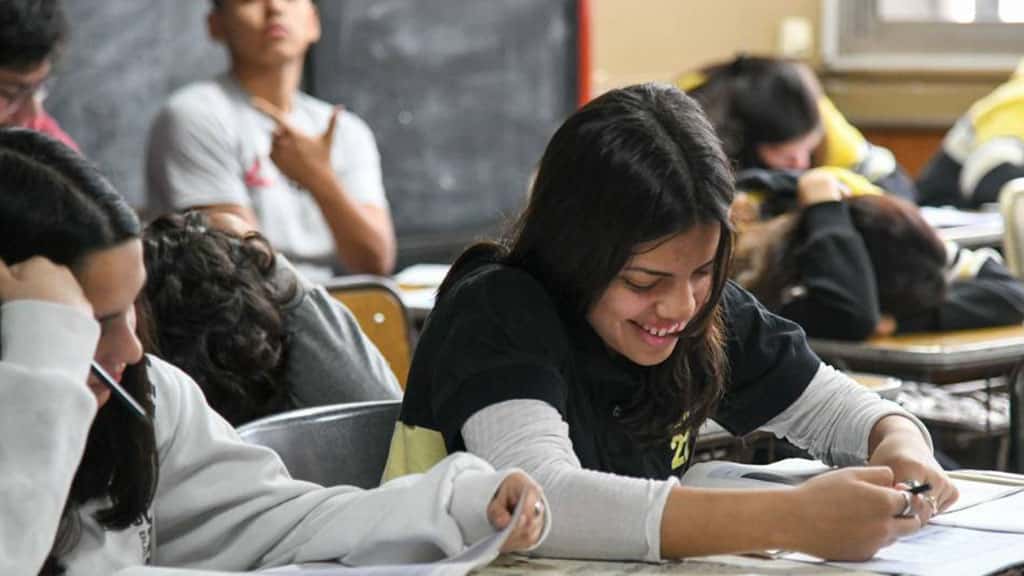 Más 58 mil estudiantes cordobeses rinden la prueba nacional Aprender