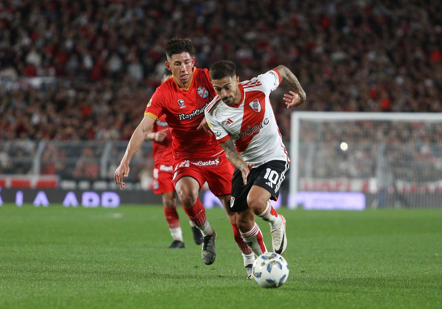 River venció a Arsenal