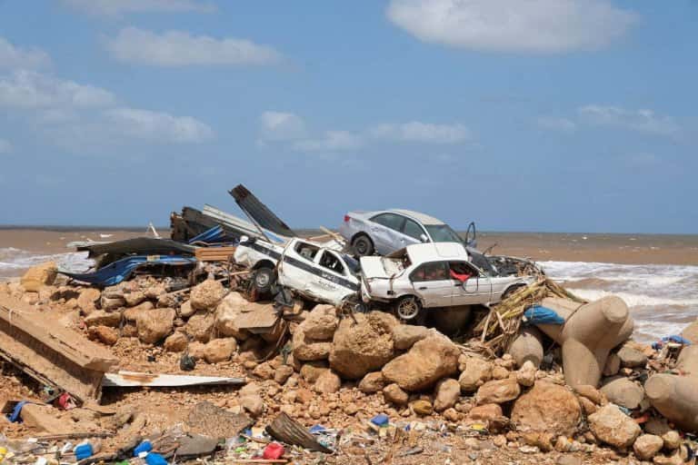Las inundaciones en Libia dejaron más de 2.000 muertos y 10.000 desaparecidos