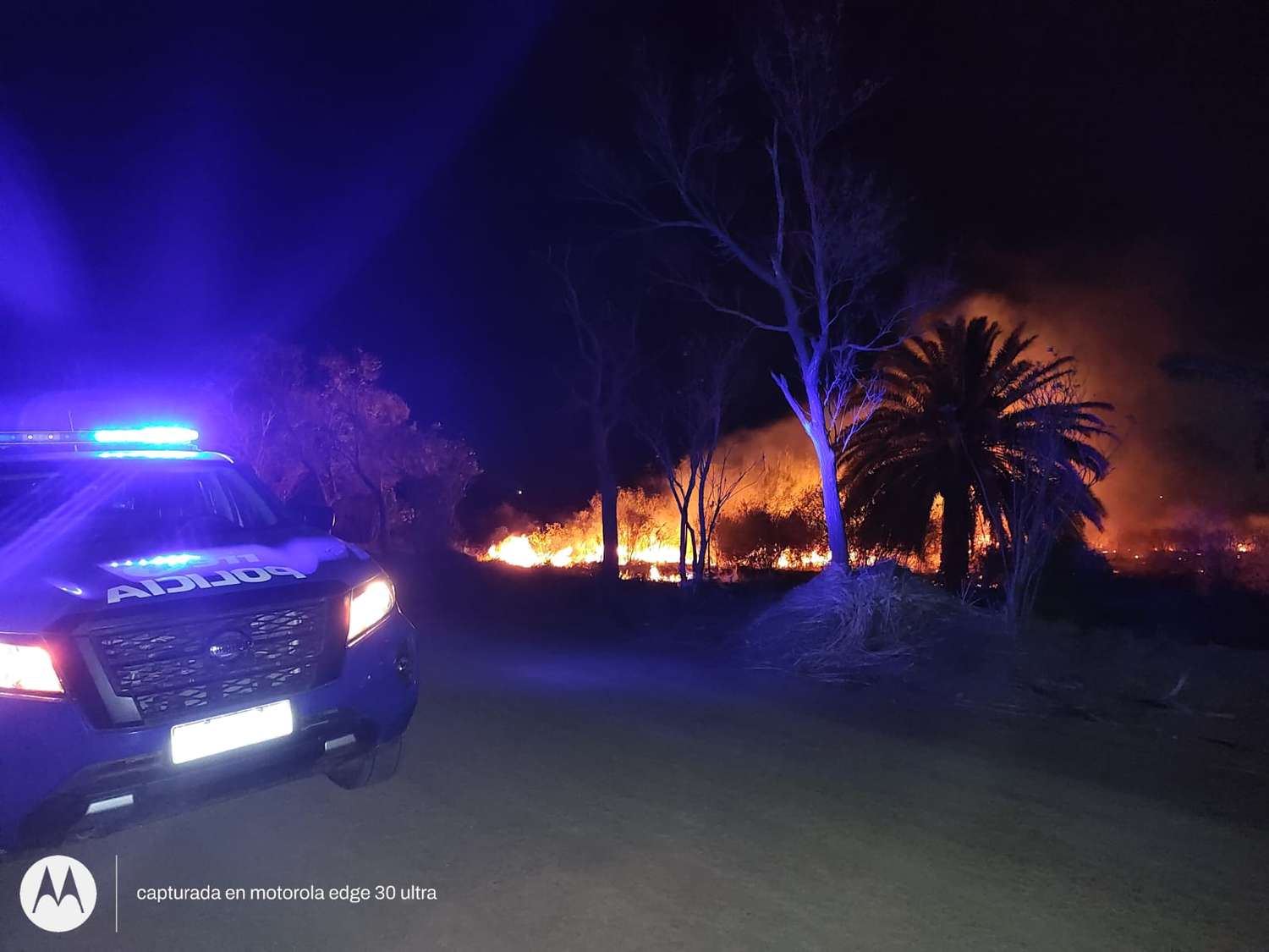 Bomberos sofocaron un incendio en Miramar