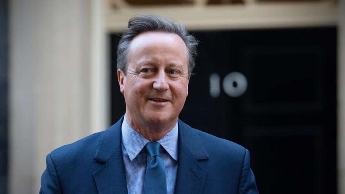 David Cameron volvió al gobierno británico como ministro de Asuntos Exteriores