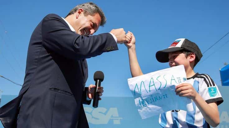 Massa: "Lo que nos obliga a la unidad nacional es el futuro de nuestros hijos"