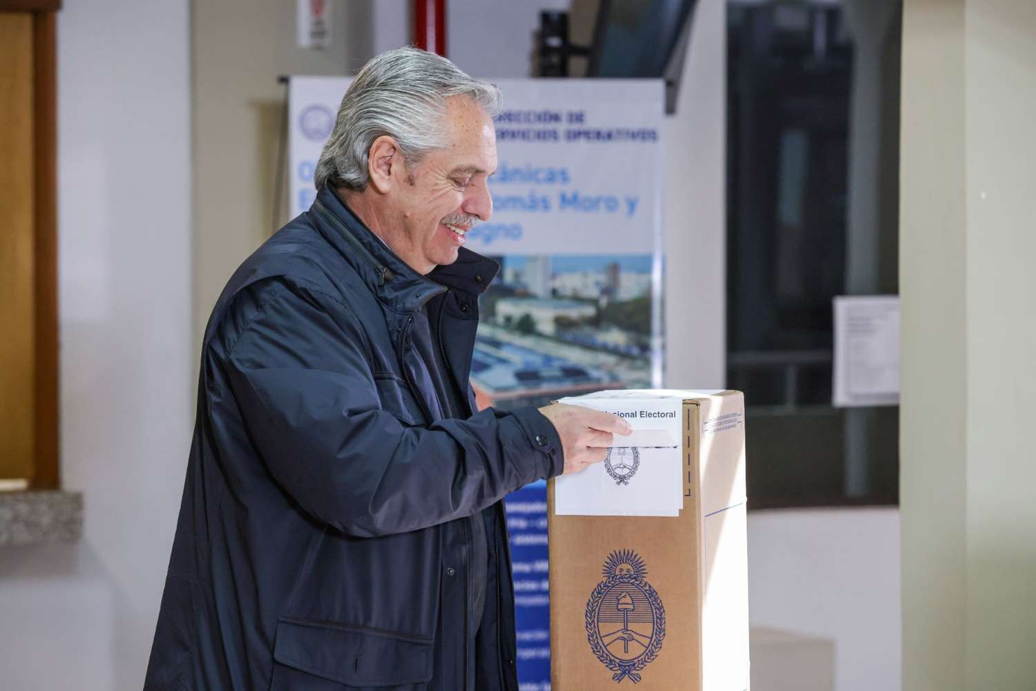Votó Alberto Fernández: "Deseo lo mejor para todos los argentinos"
