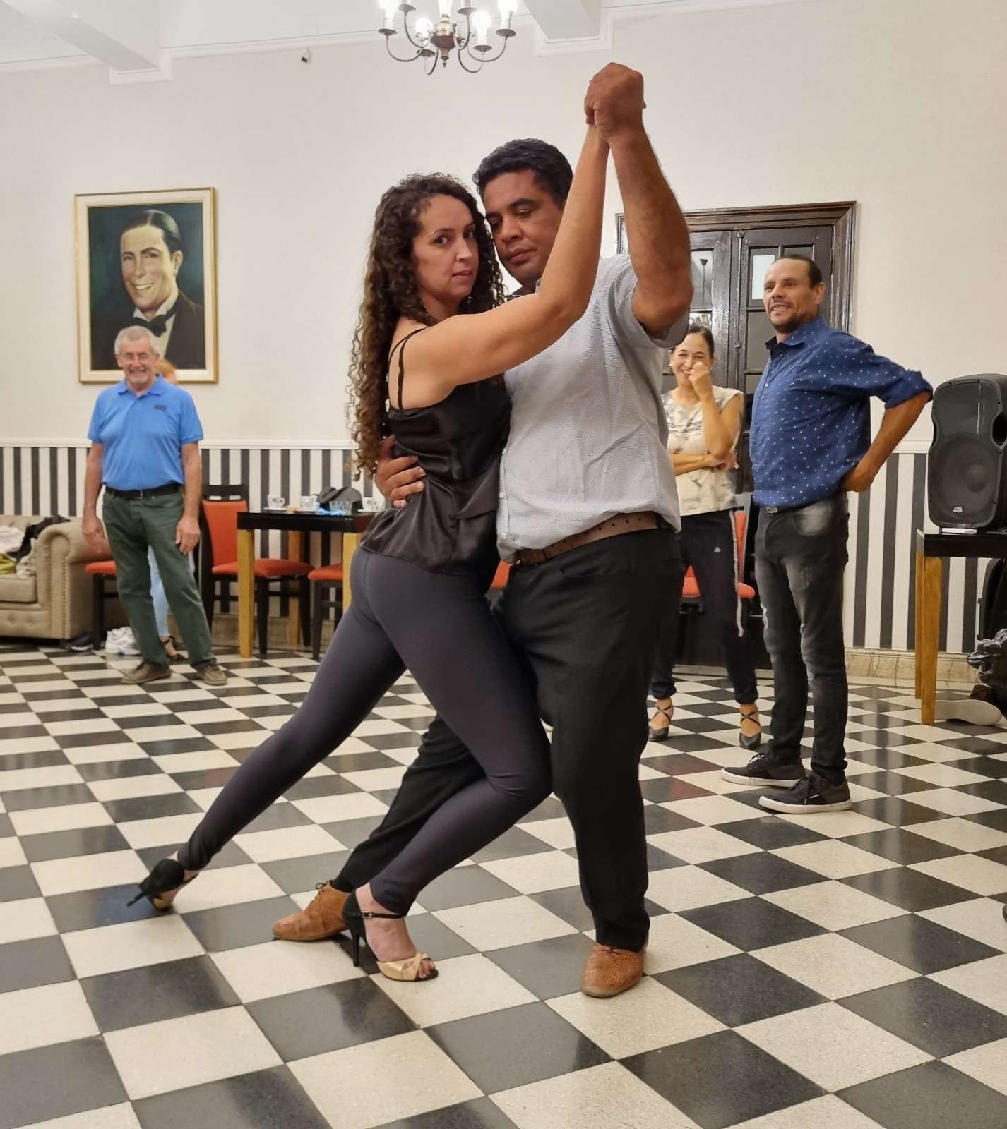 bailar tango hace bien