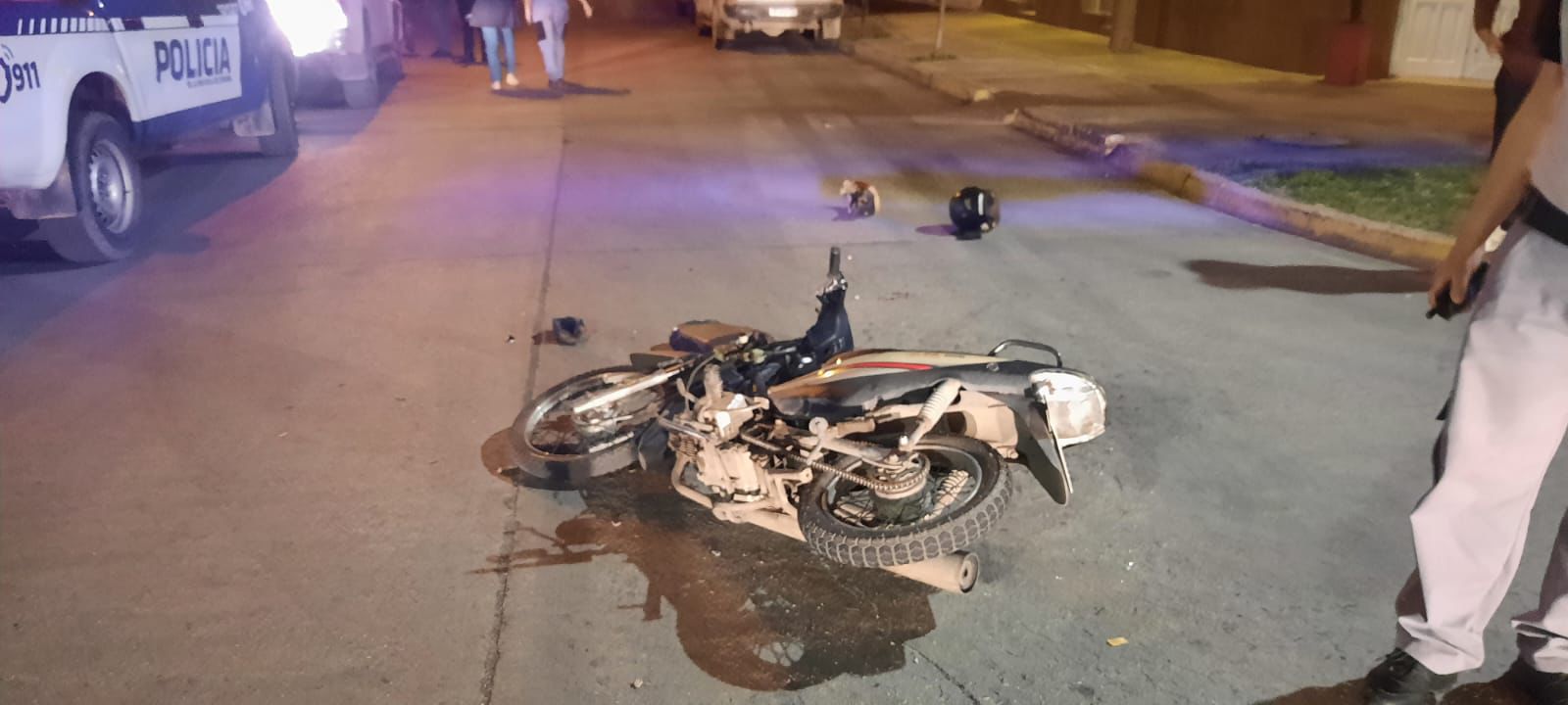 La motocicleta involucrada en el accidente.